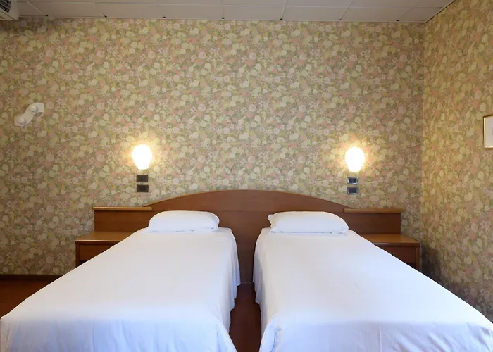 Hotel Button Parma